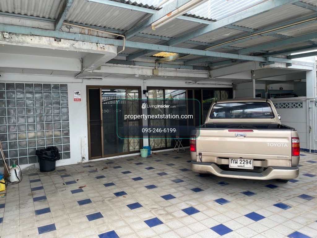 ขายทาวน์เฮ้าส์ในหมู่บ้านสวนทอง วิลเลจ 2 หลังทะลุกัน 36 ตรว. 2 ชั้น มีห้องนอน 4-5 ห้อง – รูปที่ 3
