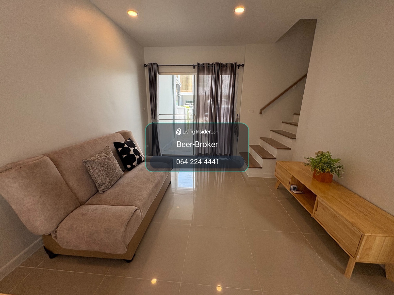 ทาวน์เฮ้าส์ 2ห้องนอนใหญ่ ตกแต่งพร้อมอยู่ ใกล้ DBS Denla British School – รูปที่ 4