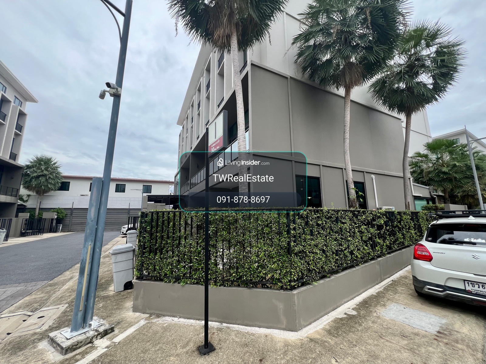 ขาย Townhome หรู 4 ชั้น | Patio Ratchayothin  เหมาะสำหรับอยู่อาศัยหรือ Home Office – รูปที่ 3