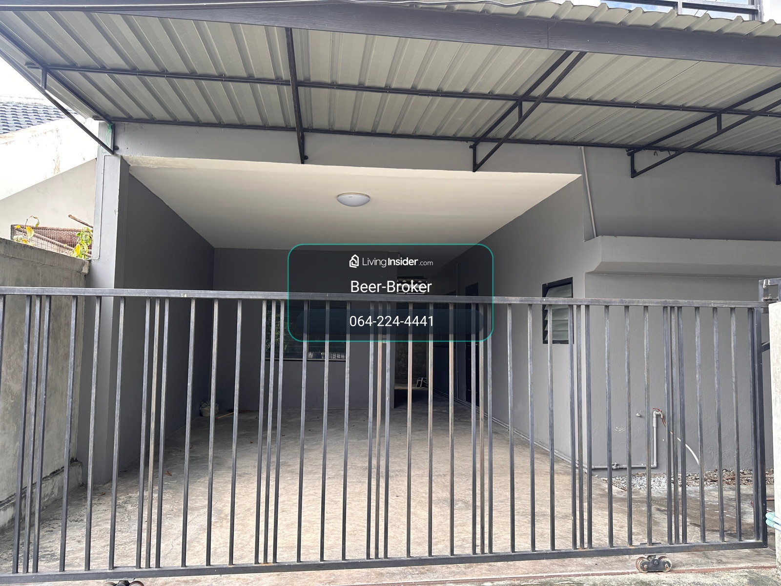 house with 3 bedrooms and 3 bathrooms in Soi Phahonyothin 55. Suitable for office, company registration, or residence.  – รูปที่ 4