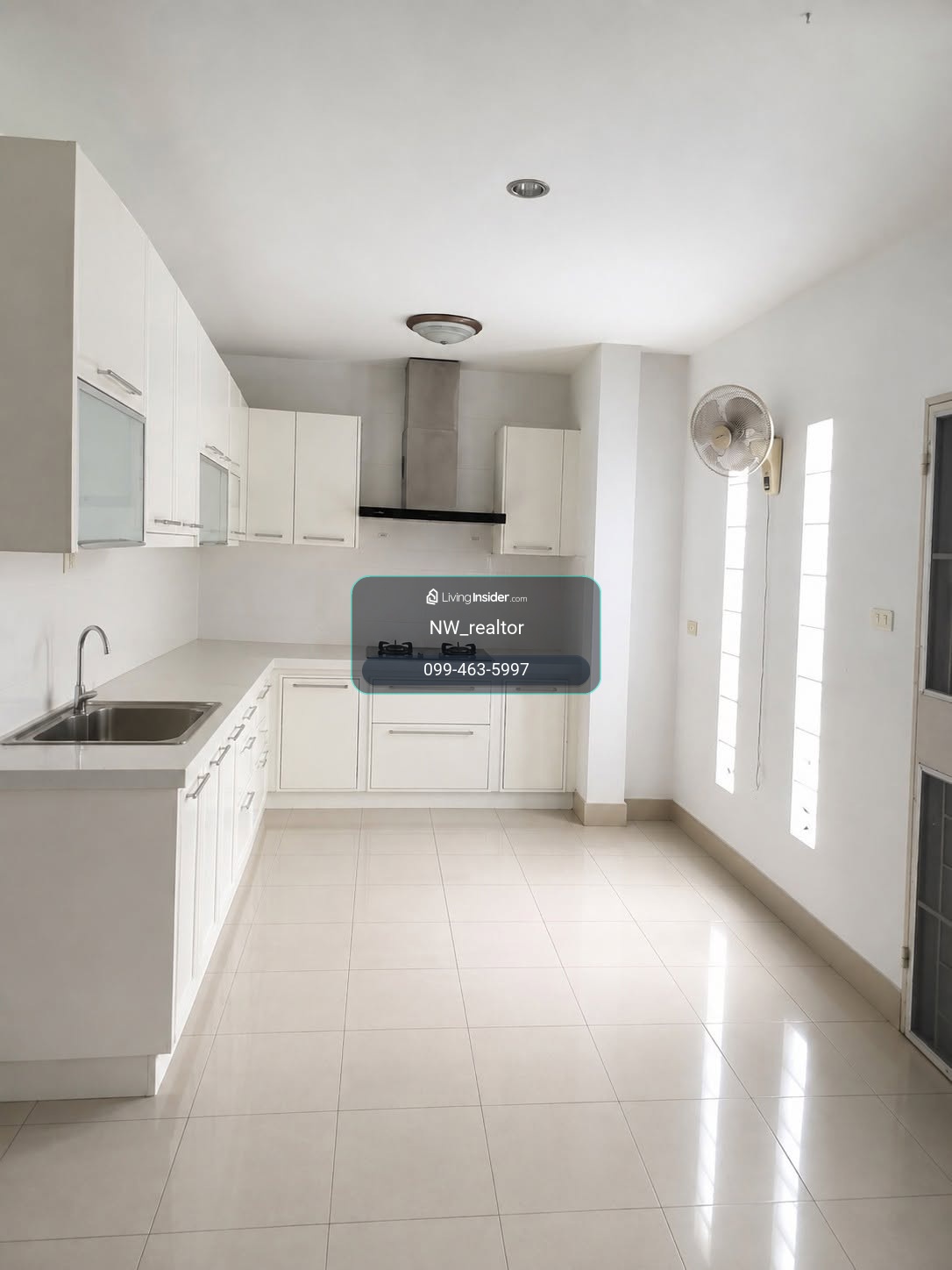 For rent: 2-story detached house, 4 bedrooms, 4 bathrooms, 4 parking spaces, land size 111 sq m with Thai kitchen, Phutthamonthon Sai 2 location. – รูปที่ 4