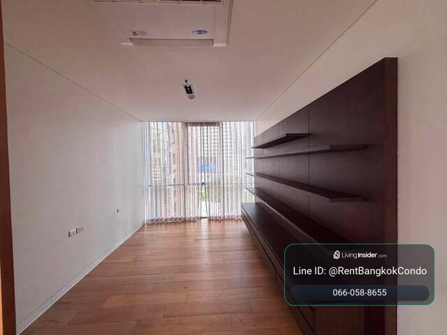 2 BR for Rent In Prime Location at The Monument Sanampao Near BTSThe Monument SanampaoBTS: Sanam PaoSize: 86 sqm., 2 bedrooms, 2 bathroomsFloor: 12A unblocked viewRental price: 70,000 baht/monthRef.: 384456Listing Detail: www.rent-bangkok-condo.com/proper – รูปที่ 2