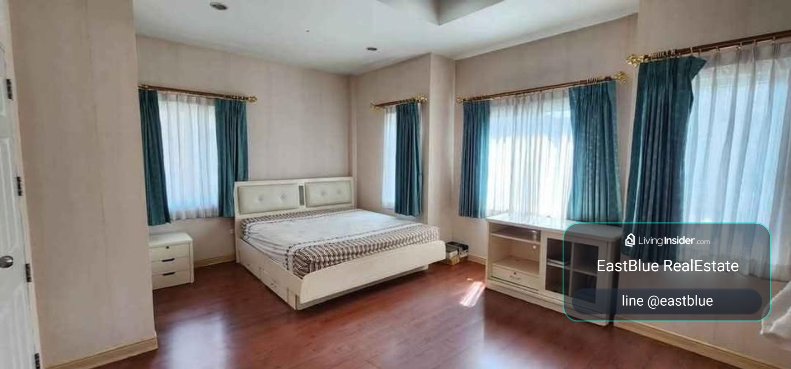 Spacious Corner House in Prinyada Wongwaen Sathorn 
Prime Location Near The Mall Bangkae – Ready to Move In 

Rare 3-Bed 3-Bath Home with Large Living Areas 
Enjoy Privacy & Convenience in Bangkok’s Top Zone 12 – รูปที่ 4
