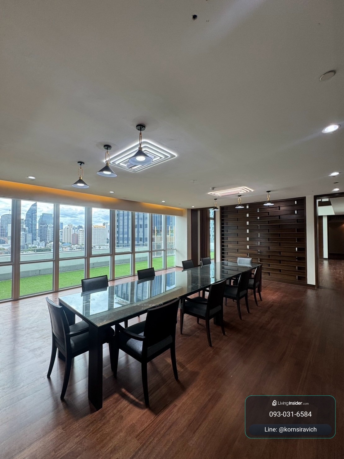 曼谷 Thonglor Sukhumvit 55 奢华复式顶层公寓Duplex Penthouse）出租 | 高挑顶设计伴超大露台 | 距 BTS Thonglor 站仅 650 米 | 家具齐全 随时入住 ||| 방콕 통로 스쿰빗 55 하이엔드 복층 펜트하우스(Duplex Penthouse) 임대 | 높은 층고 & 대형 발코니 | BTS 통로역 도보 650m | 풀 옵션 즉시 입주 가능 – รูปที่ 4