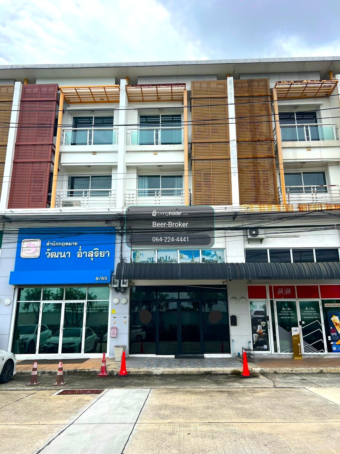 Commercial building just 5 minutes from the airport with plenty of parking. Located on Vibhavadi Road.  – รูปที่ 3
