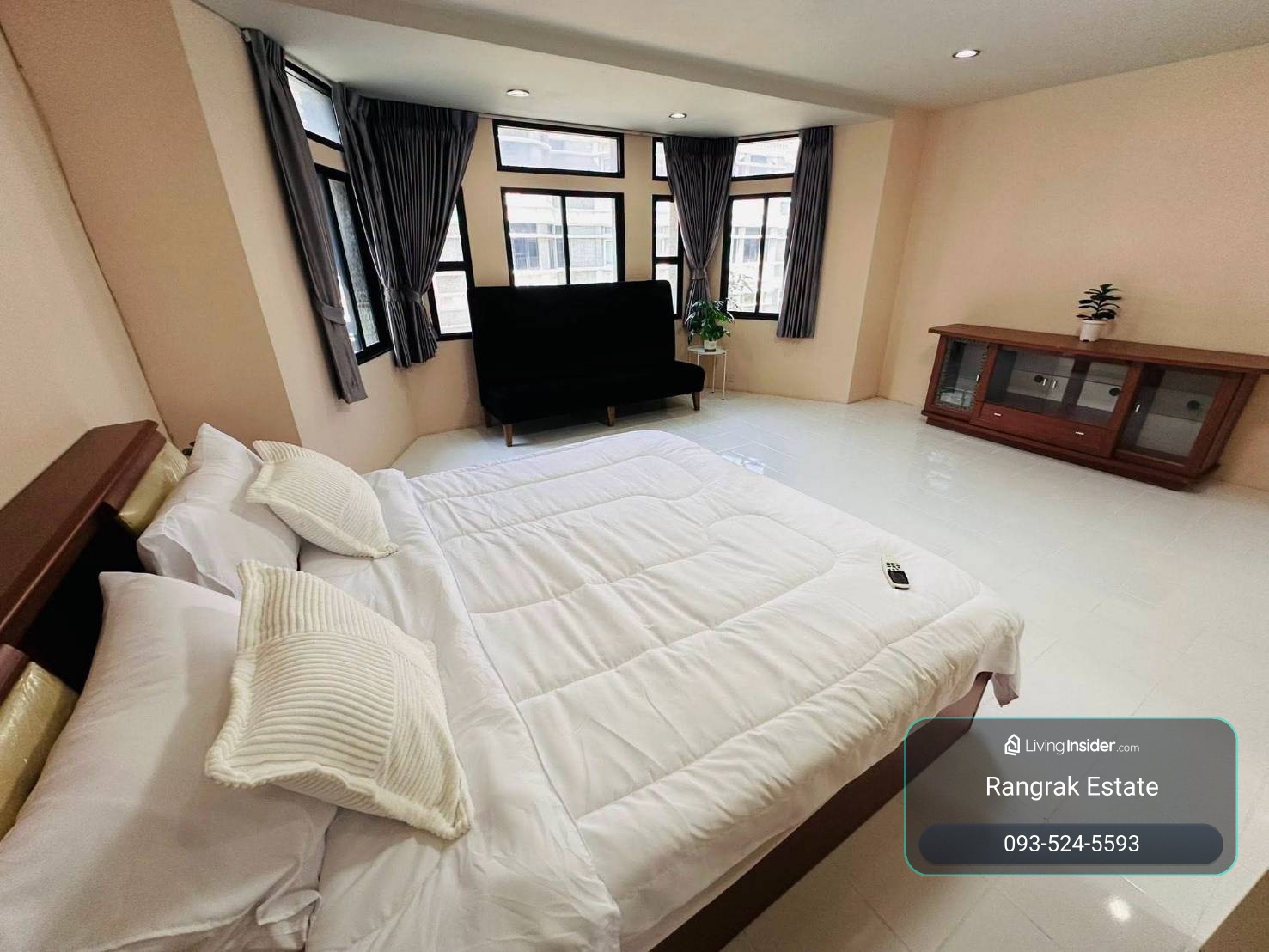 💥CP-11857💥 Townhome and home office for rent at Chicha Castle Village, Sukhumvit Soi 31. 👉Add Line @rangrak – รูปที่ 3