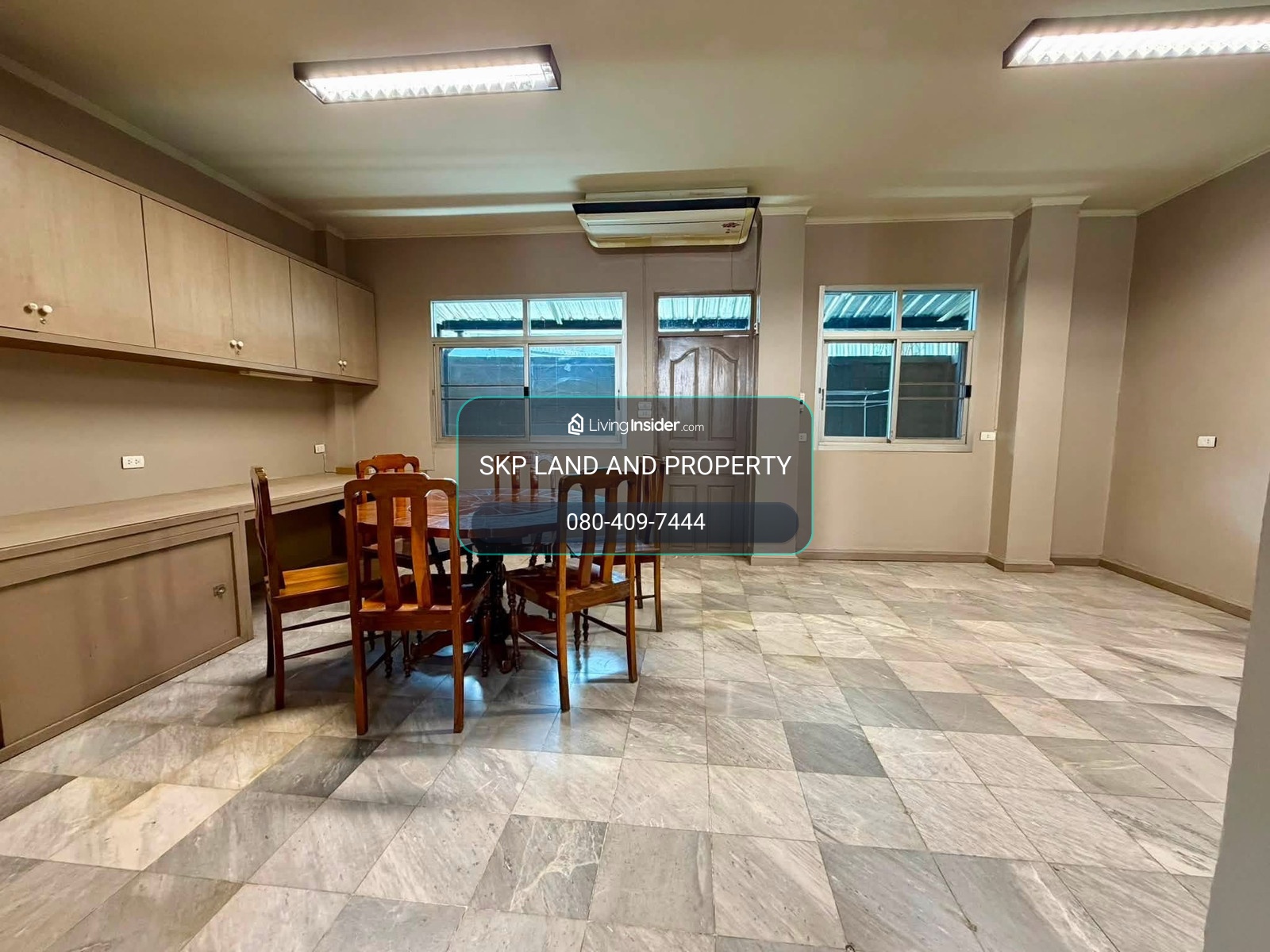 Townhouse for rent, Soi Sukhumvit 44, 5 minutes walk to BTS Phra Khanong and Ekkamai, near Gateway Ekkamai. – รูปที่ 4