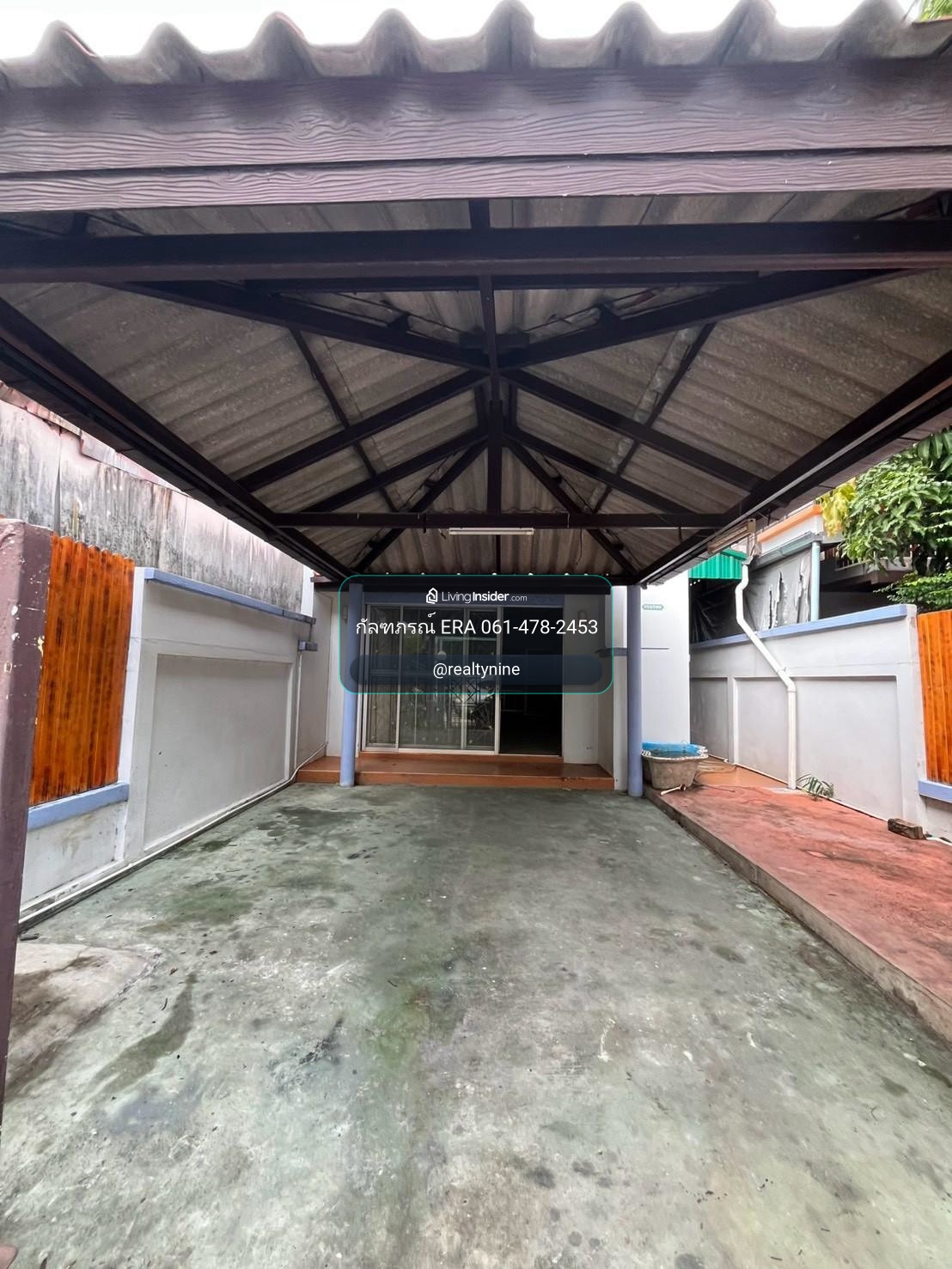 Urgent sale! Townhouse behind the edge, area: 25.50 square wah, beautiful plot, ready to move in, Poonsin Thani Village 3, Soi Kheha Romklao 64, Lat Krabang District, Bangkok, price only 2,400,000 baht. – รูปที่ 4