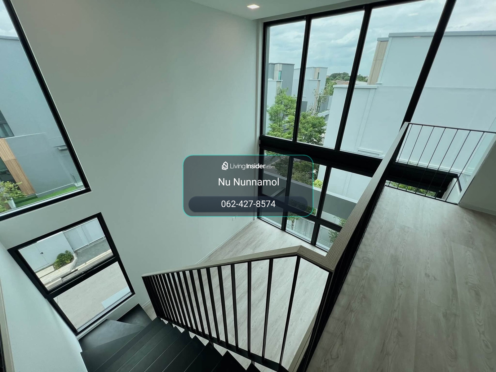  Vive กรุงเทพกรีฑา บ้านเดี่ยว 3 ชั้น 81.60 ตรว พื้นที่ใช้สอย : 421 ตรม จอดรถ 4 คัน - ห้องนอน 4 ห้อง - ห้องน้ำ 5 ห้อง  – รูปที่ 2