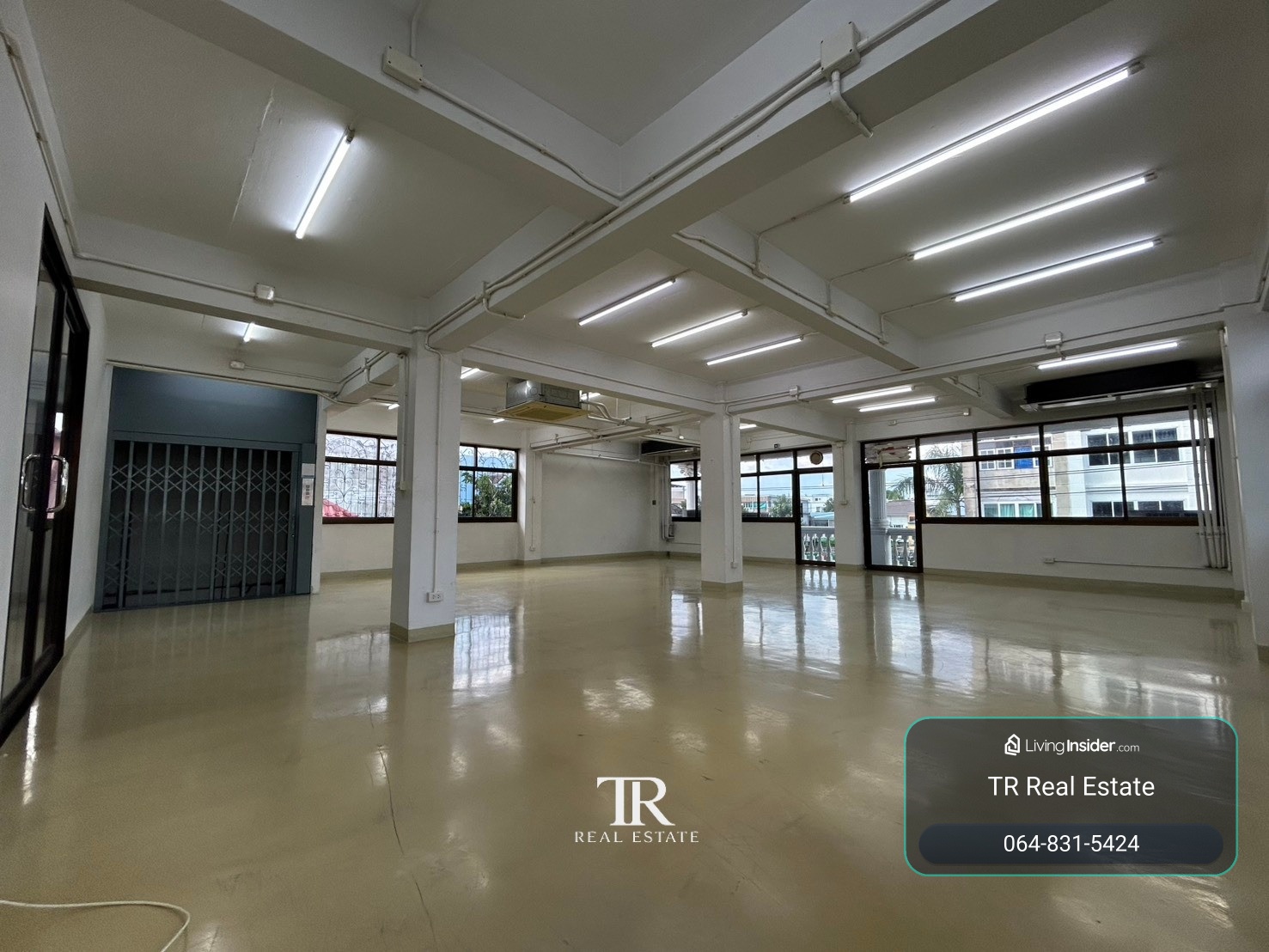 🏡 ให้เช่าอาคารสำนักงาน-โชว์รูม 4.5 ชั้น อ่อนนุช 70/1 | พื้นที่ใช้สอย 675 ตร.ม. | จอดรถ 4 คัน | ติดถนน 4 เลน | อ่อนนุช - ศรีนครินทร์ | 💰 90,000 บาท/เดือน | LINE: @944hjngx | รหัสอ้างอิง: UE0077 – รูปที่ 4