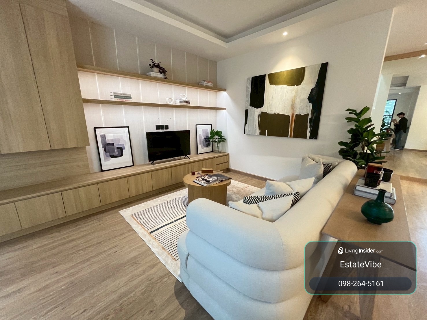 📍ขายด่วน ทาวน์โฮมทำเลดีเข้าออกได้หลายทาง สวยรีโนเวทใหม่สไตล์ modern ✨Townhome area Sukumvit 71✨4 ห้องนอน 4 ห้องน้ำ ขนาด 34 ตร.วา | 250 ตร.ม Tel.0982645161  – รูปที่ 2