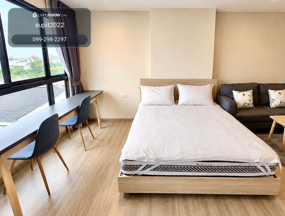 The room is fully decorated and ready to move in. The Base Downtown – รูปที่ 2