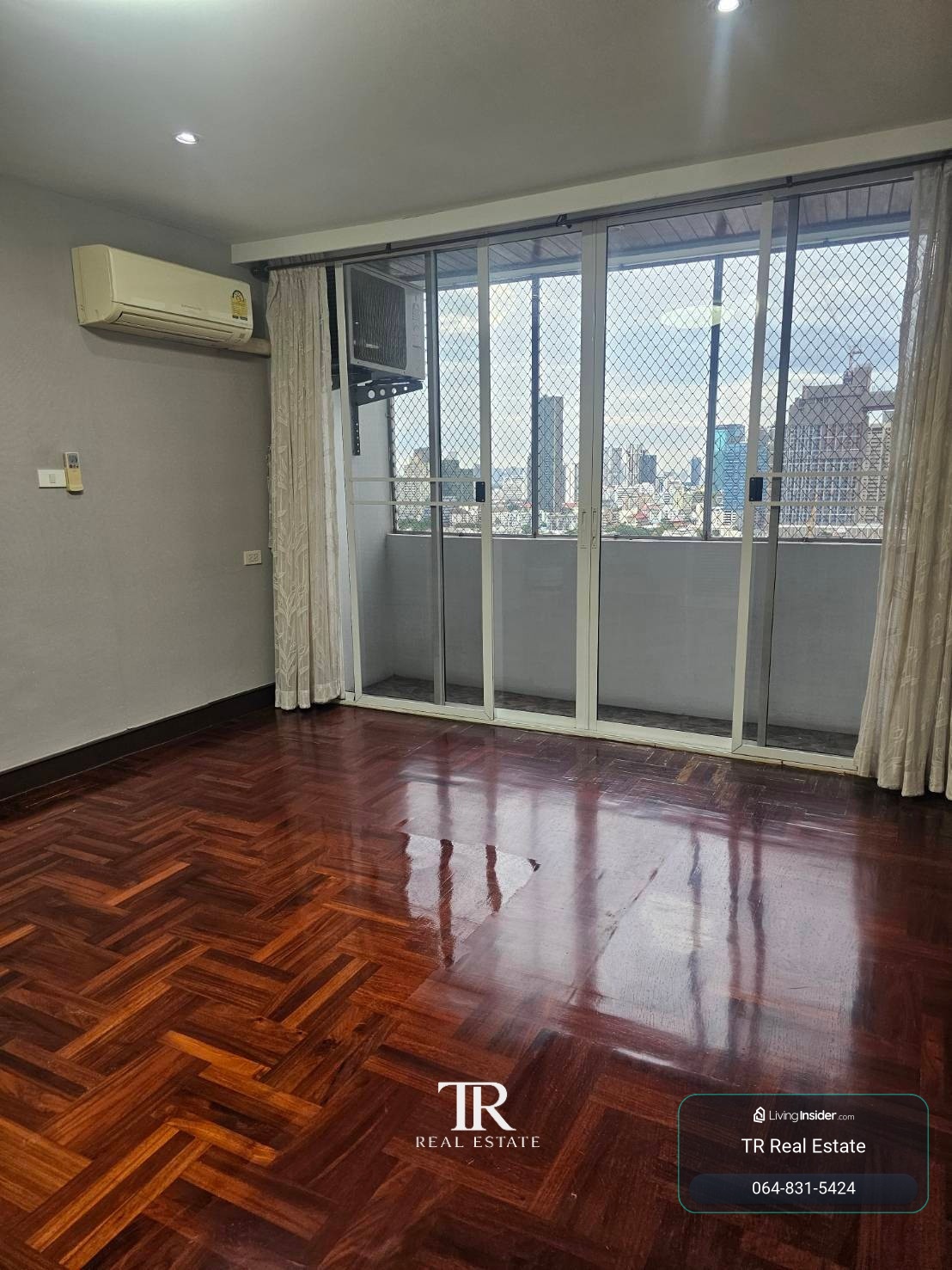 🏡 Condo for Rent – Oriental Tower (โอเรียนเต็ล ทาวเวอร์) | 3 Bed | 3 Bath | 320 sqm | BTS Ekkamai | 💰85,000 THB/month | LINE: @944hjngx | Ref: UE0079 – รูปที่ 4