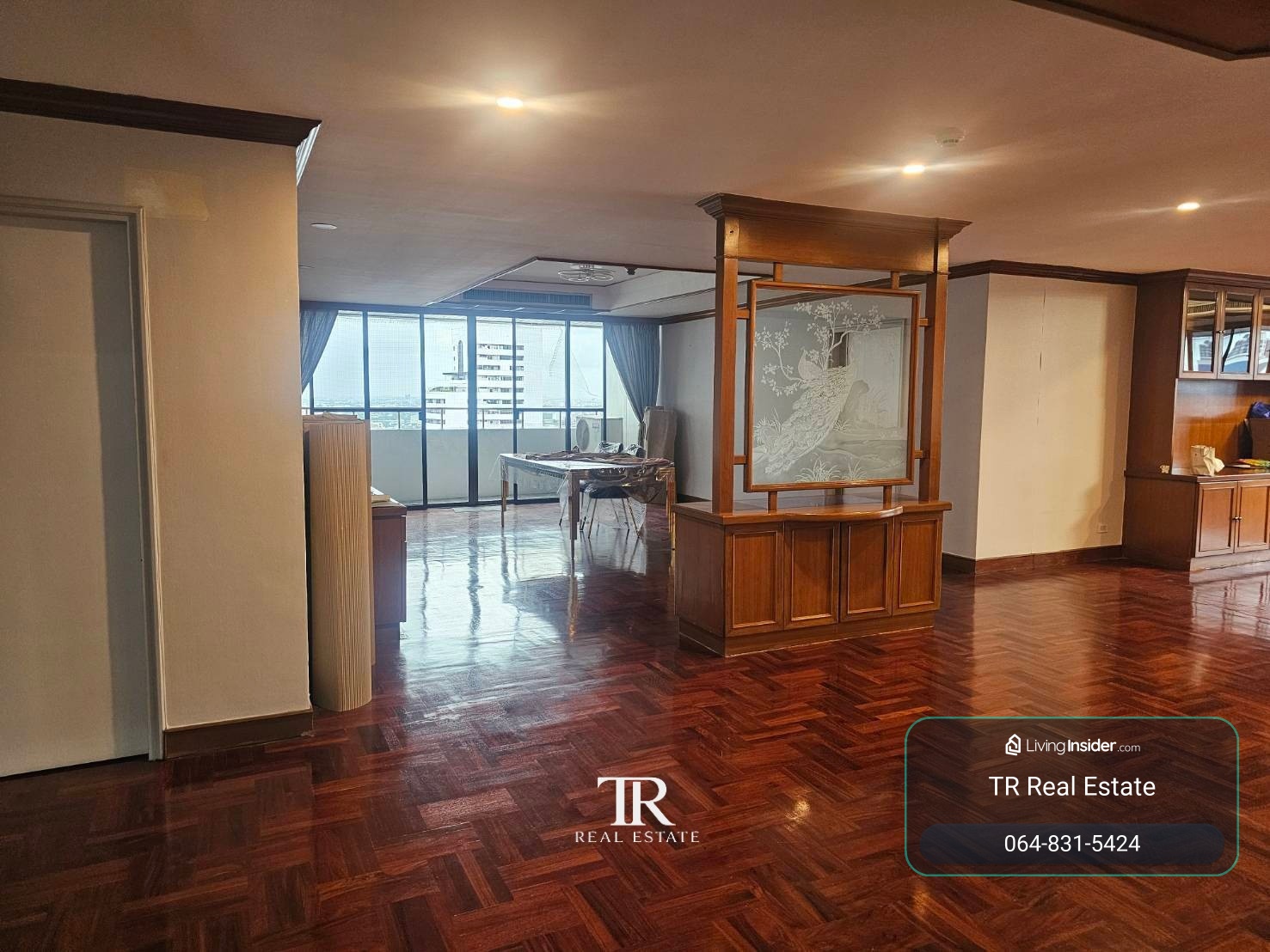 🏡 Condo for Rent – Oriental Tower (โอเรียนเต็ล ทาวเวอร์) | 3 Bed | 3 Bath | 320 sqm | BTS Ekkamai | 💰85,000 THB/month | LINE: @944hjngx | Ref: UE0079 – รูปที่ 2