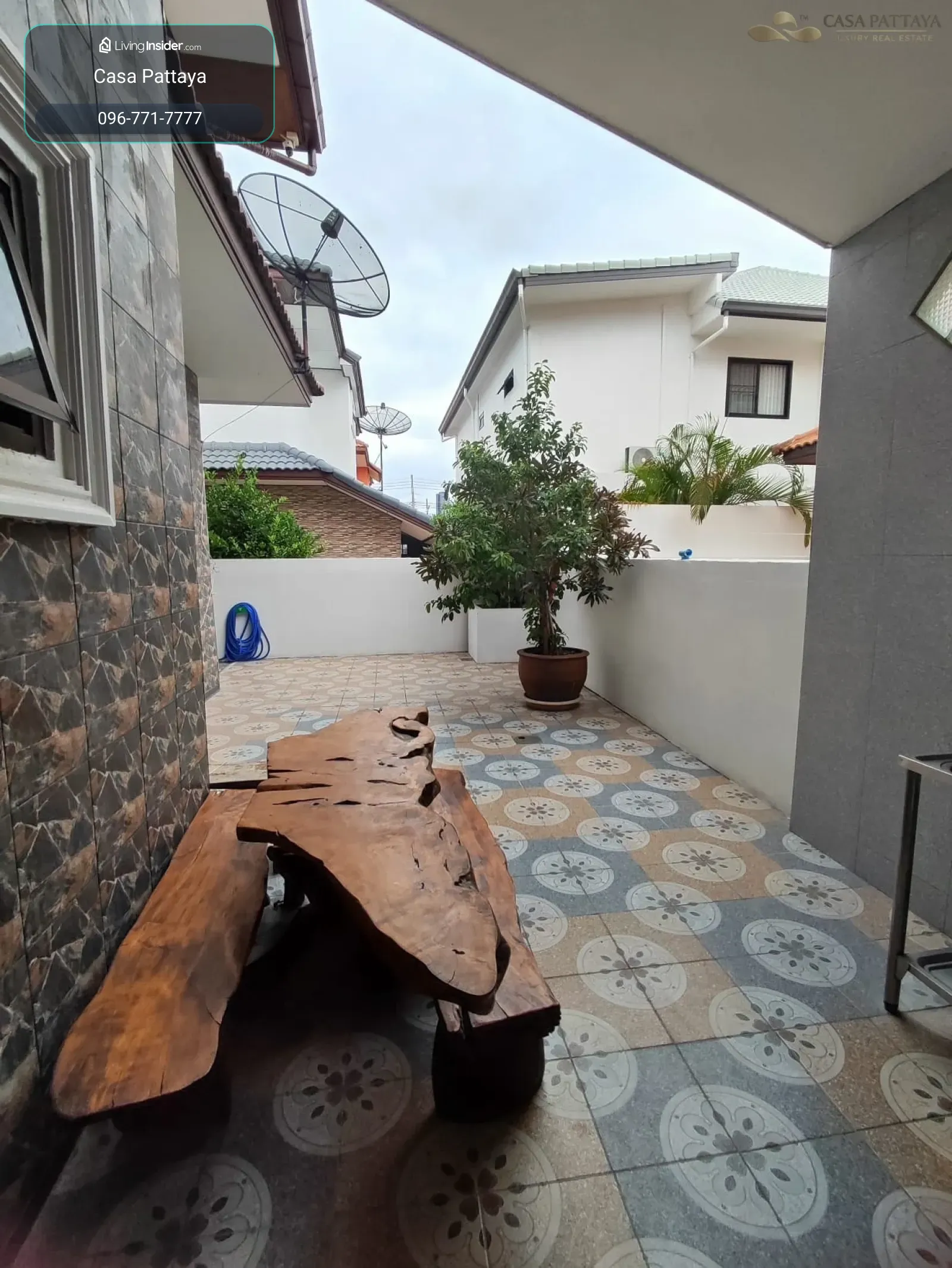 For Sale: 2-Story Detached House in Eakmongkol Village 2 – รูปที่ 2