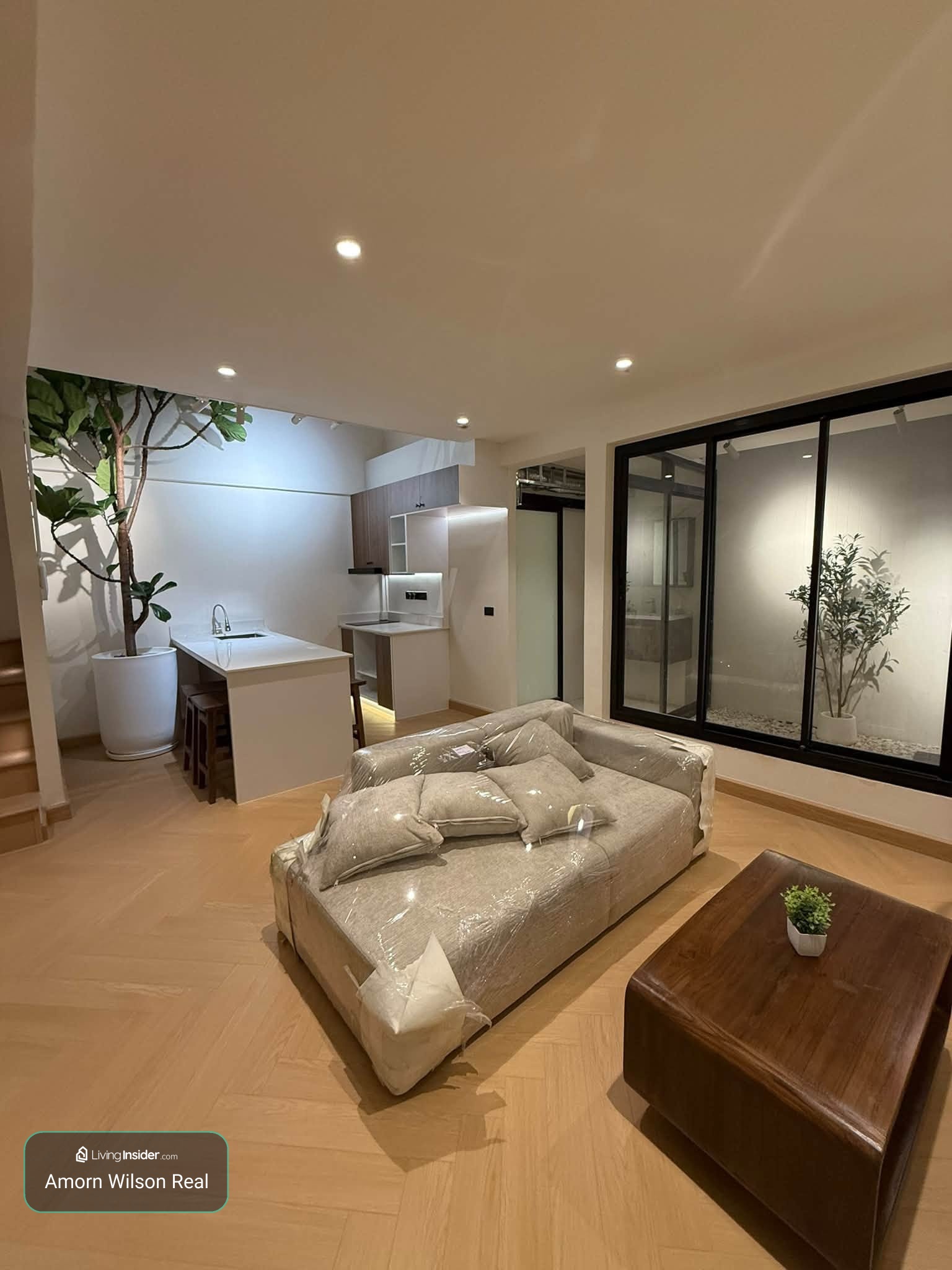 🏡 ขายทาวน์โฮม 𝗣𝗥𝗜𝗩𝗔𝗧𝗘 𝗖𝗢𝗨𝗥𝗧𝗬𝗔𝗥𝗗 𝗥𝗘𝗦𝗜𝗗𝗘𝗡𝗖𝗘 | ลาดพร้าว 41 | 2 ชั้น | 3 ห้องนอน | มี Courtyard กลางบ้าน ✨ | ใกล้ MRT ภาวนา – รูปที่ 2