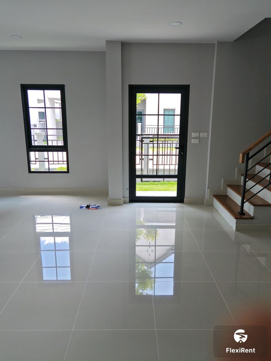 Centro Bangna Phase 2 More than 3 bedrooms | Only 1 month deposit required, ready to move. – รูปที่ 3