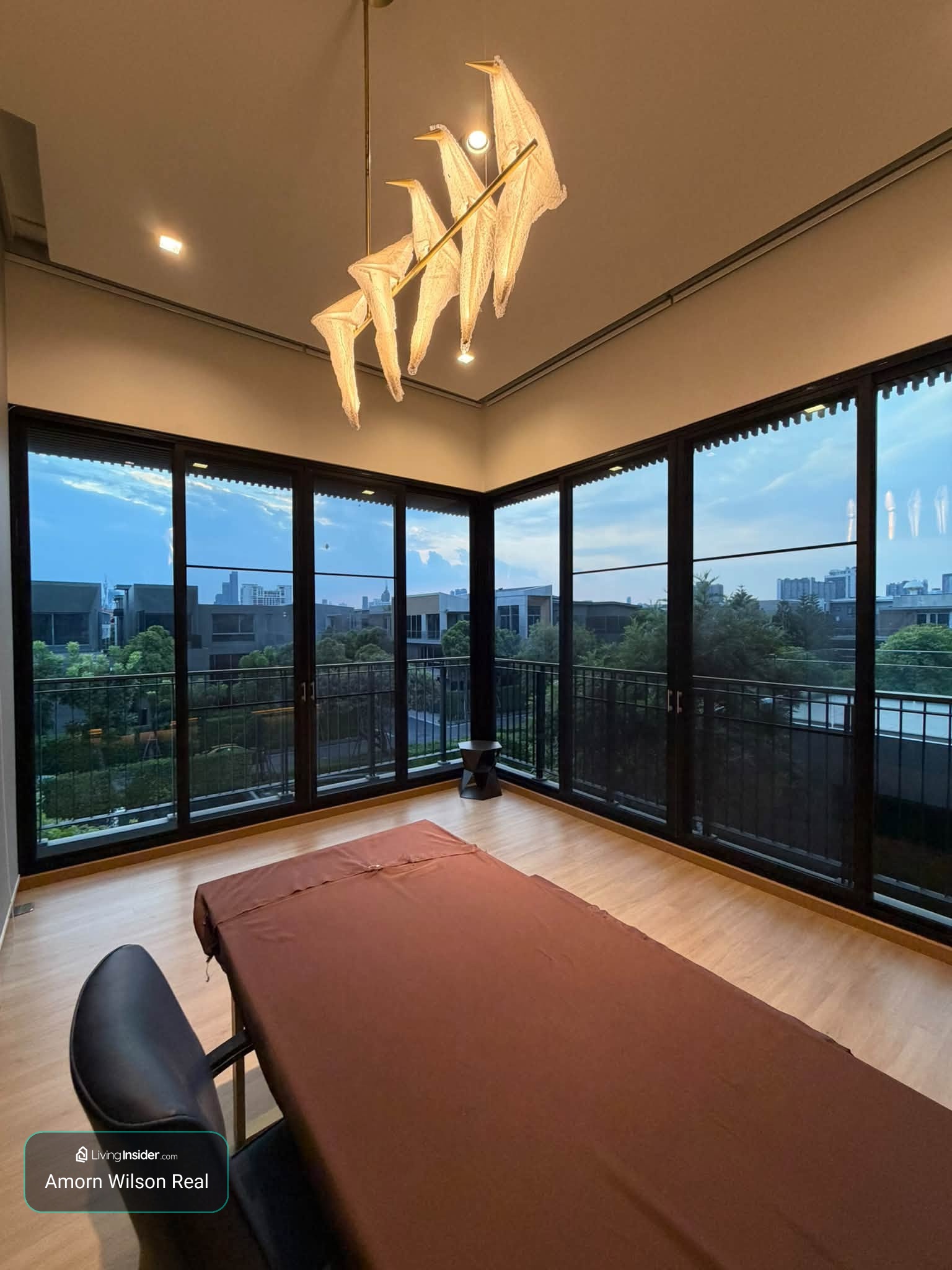 🏡 ขาย/ให้เช่า 𝗔𝗥𝗧𝗔𝗟𝗘 พัฒนาการ–ทองหล่อ | บ้านเดี่ยวหรู 3 ชั้น | 5 ห้องนอน | พื้นที่ใช้สอย 525 ตร.ม. | ที่จอดรถสูงสุด 7 คัน ✨ – รูปที่ 4