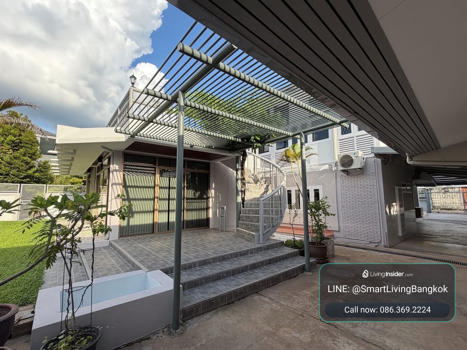 ให้เช่าบ้านเดี่ยวรีโนเวทใหม่ วิภาวดี พื้นที่กว้าง พร้อมสนามและที่จอดรถหลายคัน – รูปที่ 3
