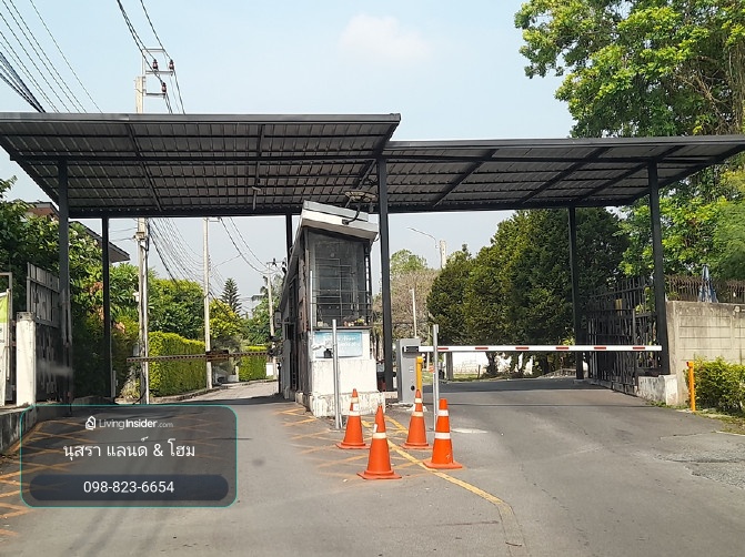 บ้านเดี่ยวหลังใหญ่ บนที่ดินกว่า 100 ตร.ว. โครงการ เนเบอร์โฮม วัชรพล 🌳 บรรยากาศร่มรื่น เป็นส่วนตัว พื้นที่รอบบ้านกว้างขวาง จะจัดสวนสวย ต่อเติมมุมพักผ่อน หรือทำพื้นที่วิ่งเล่นให้ลูกๆ ก็ตอบโจทย์ครบ! – รูปที่ 3