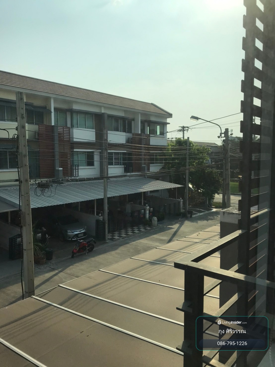 ให้เช่าทาวน์โฮม 3 ชั้น ทาวน์พลัส อ่อนนุช ลาดกระบัง 20 ตรว 3 ห้องนอน – รูปที่ 2