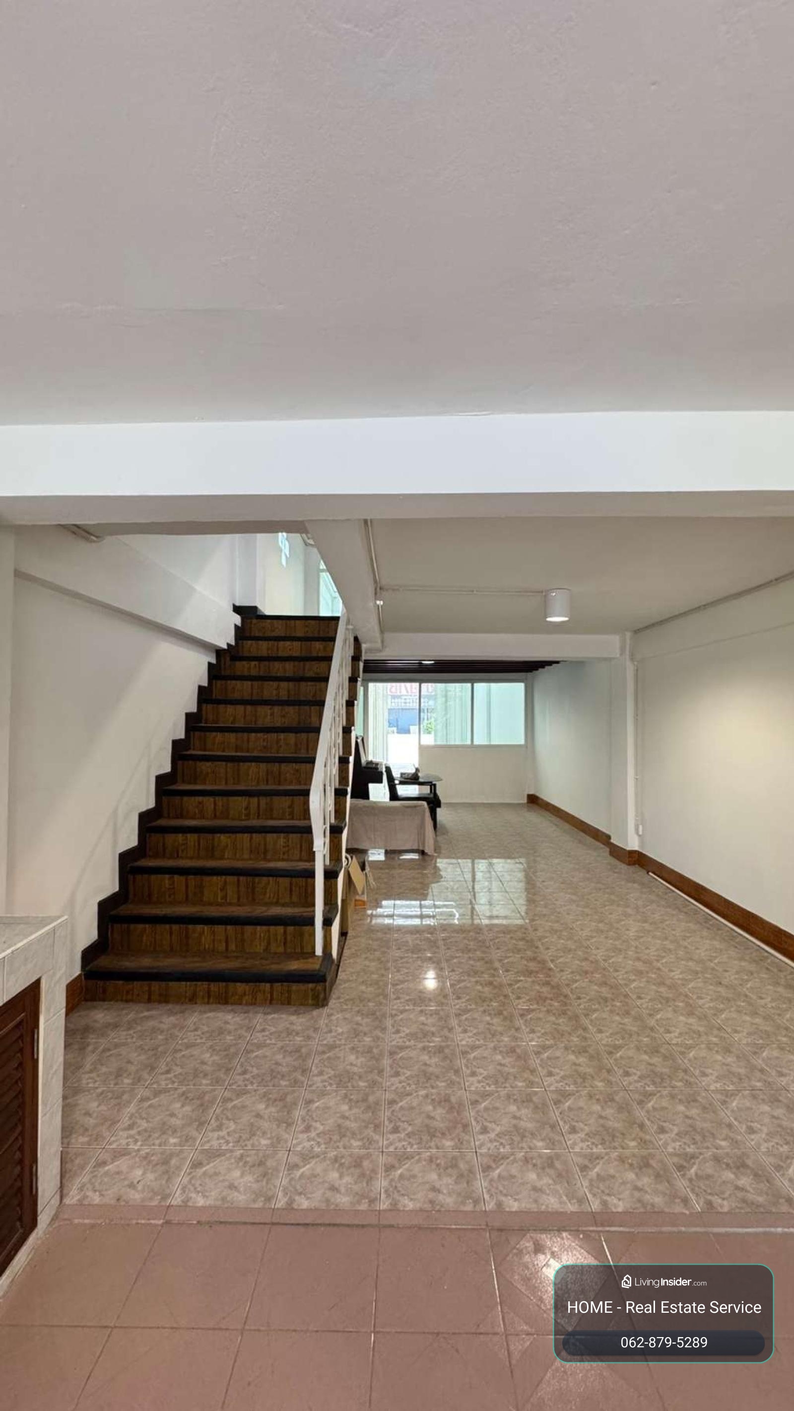 อาคารพาณิชย์ ติดถนนใหญ่พัฒนาการ / 4 ชั้น (ให้เช่า), Commercial building on Phatthanakan Road / 4 Storey (FOR RENT) FAS115 – รูปที่ 2