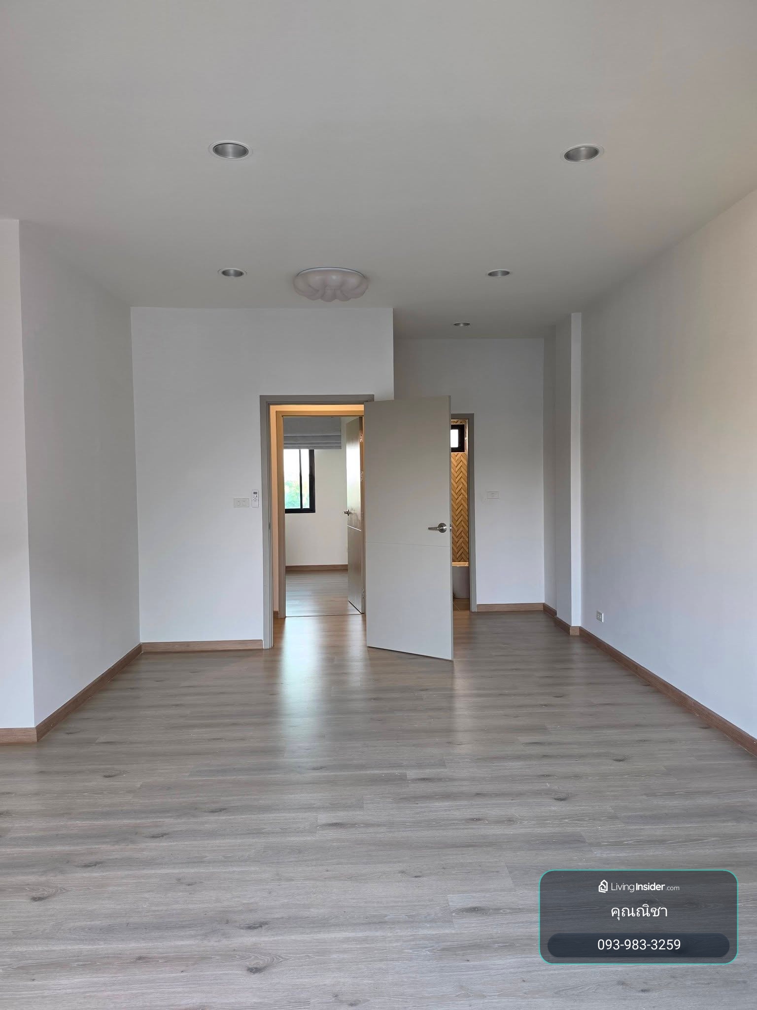 HR3870 Townhome for rent, 3 floors, Premium Place, Phahonyothin-Ramindra. Big house next to the main road. Decorated in modern style, fully air conditioned, near BTS Sai Yut. – รูปที่ 2