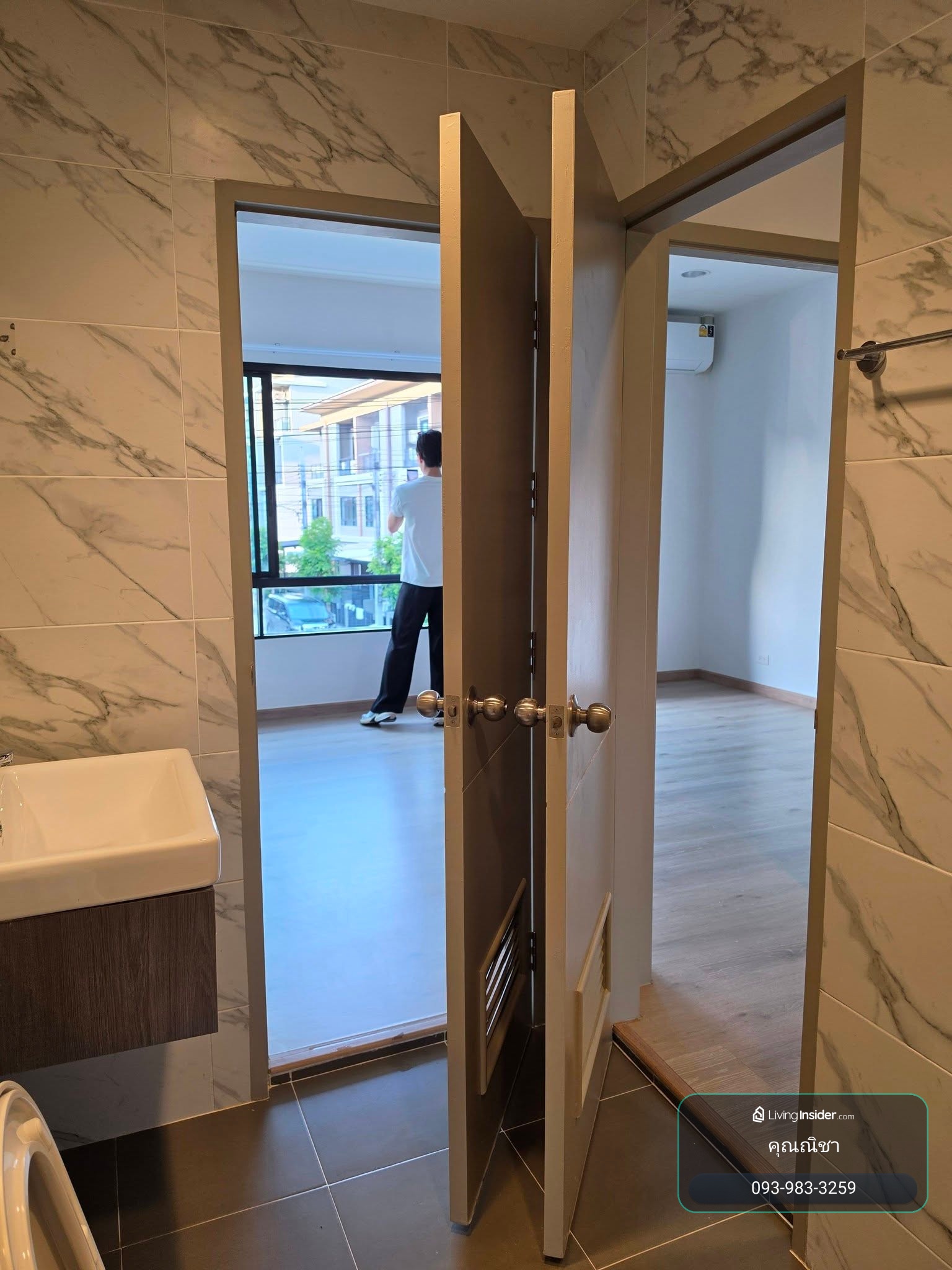 HR3870 Townhome for rent, 3 floors, Premium Place, Phahonyothin-Ramindra. Big house next to the main road. Decorated in modern style, fully air conditioned, near BTS Sai Yut. – รูปที่ 4