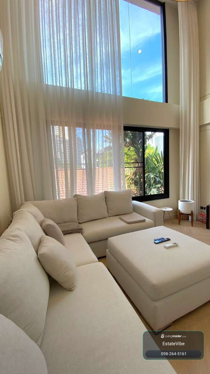 📍For Rent ✨Luxury Townhome on Sukhumvit 49✨ 3 beds 3 baths, Size  sq.wah. | 200 sqm. Tel.0982645161 – รูปที่ 2