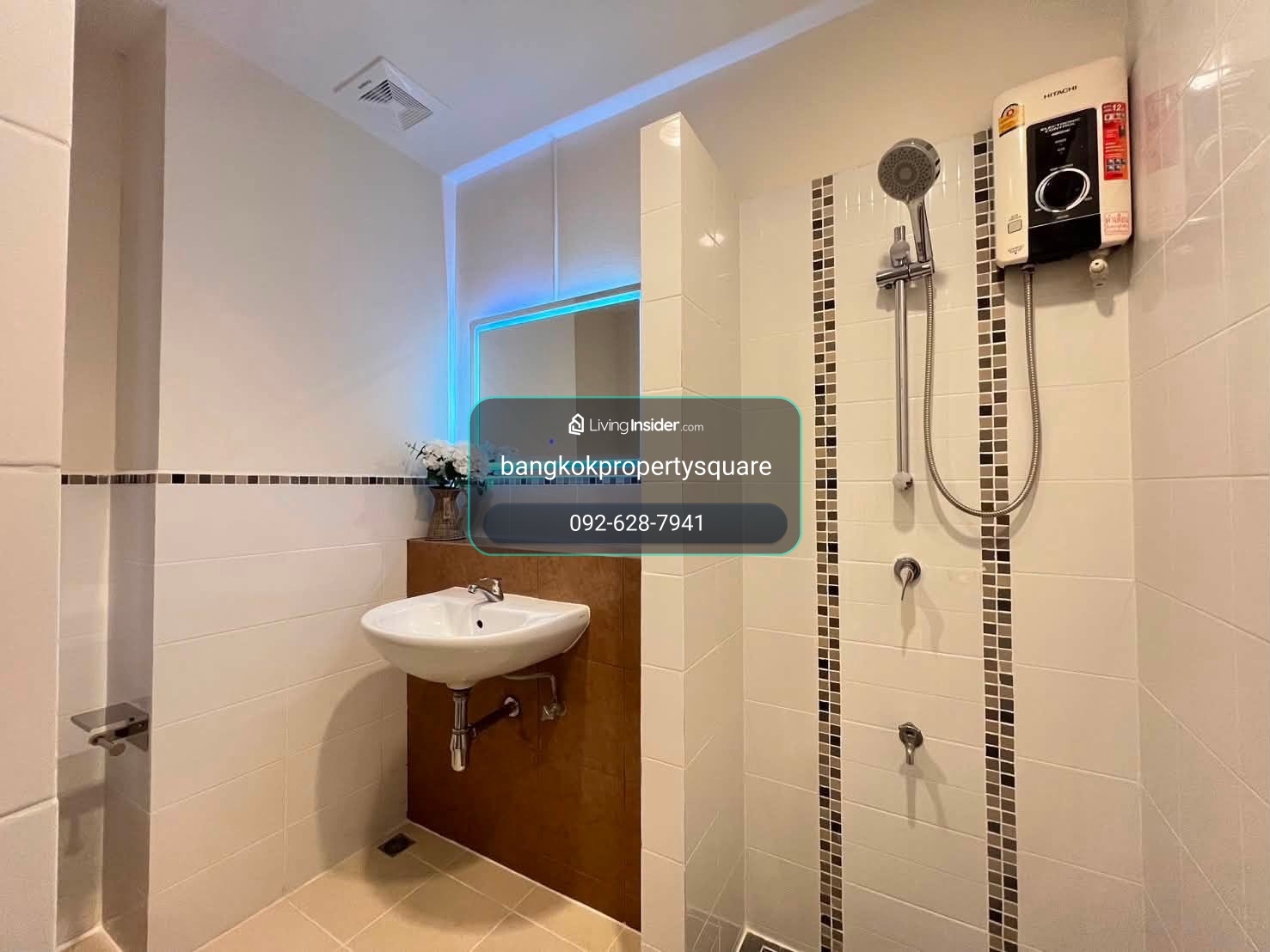 ให้เช่าทาวน์โฮม 3 ชั้น Grandity สาธุประดิษฐ์ 2 พระราม 3 4 ห้องนอน 3 ห้องน้ำ 200 ตรม. 50,000 บาท – รูปที่ 2