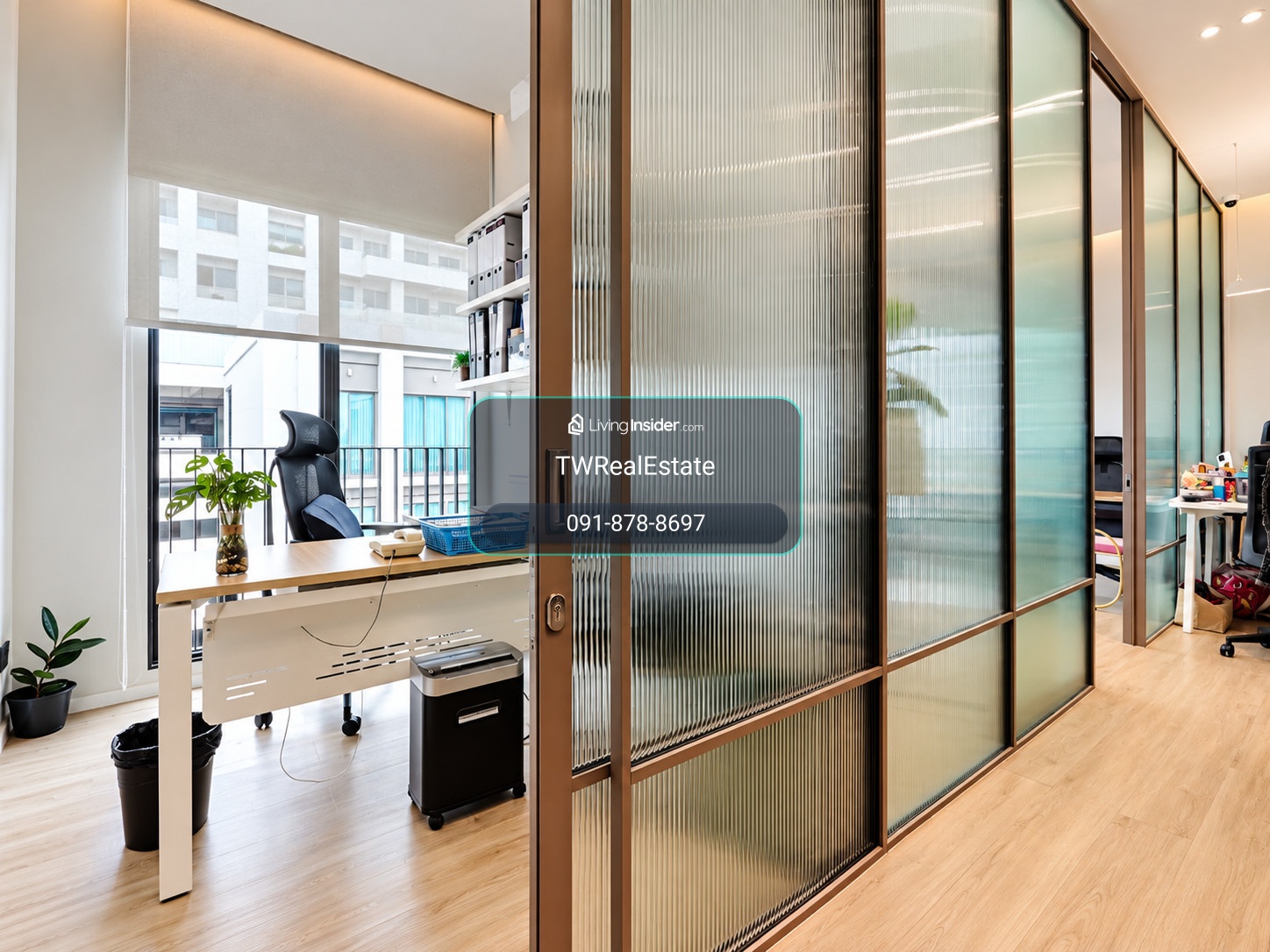อาคารสำนักงาน 5 ชั้น ในโครงการ Headquarters Ekkamai–Ladprao ย่าน Town in Town ทำเลธุรกิจที่เดินทางสะดวก เชื่อมต่อถนนสายหลักหลายเส้นทาง เหมาะสำหรับบริษัทที่กำลังมองหาอาคารสำนักงานพร้อมใช้งาน รองรับการทำงานของทีมขนาดกลางได้อย่างเป็นสัดส่วน – รูปที่ 3