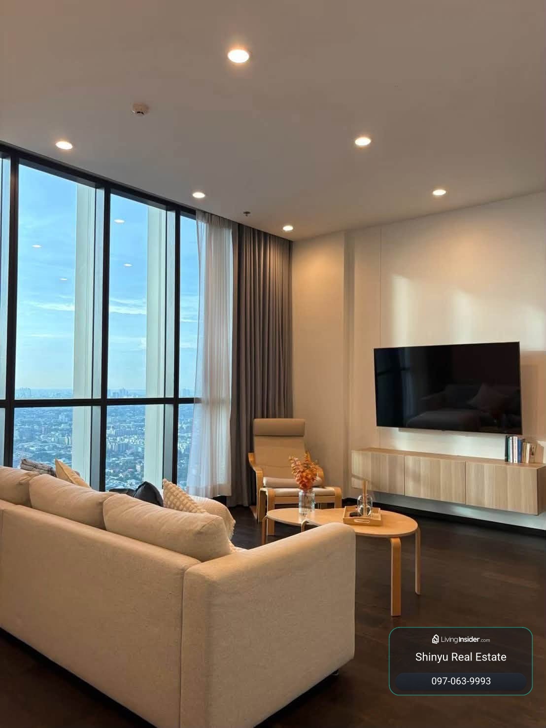 Condo for Rent at Whizdom Essence Sukhumvit - Penthouse - 202 sq.m. - 155,000 THB/month [BWr2610049]  – รูปที่ 2