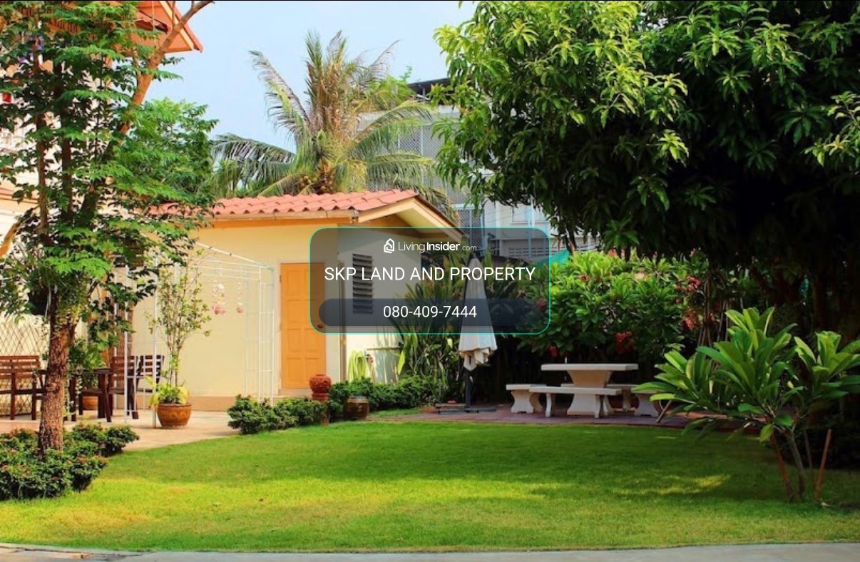 Single house for rent in Sathorn, 200 sq m., 3 Pool Villas, near BTS Surasak and Wat Khaek Silom. – รูปที่ 2